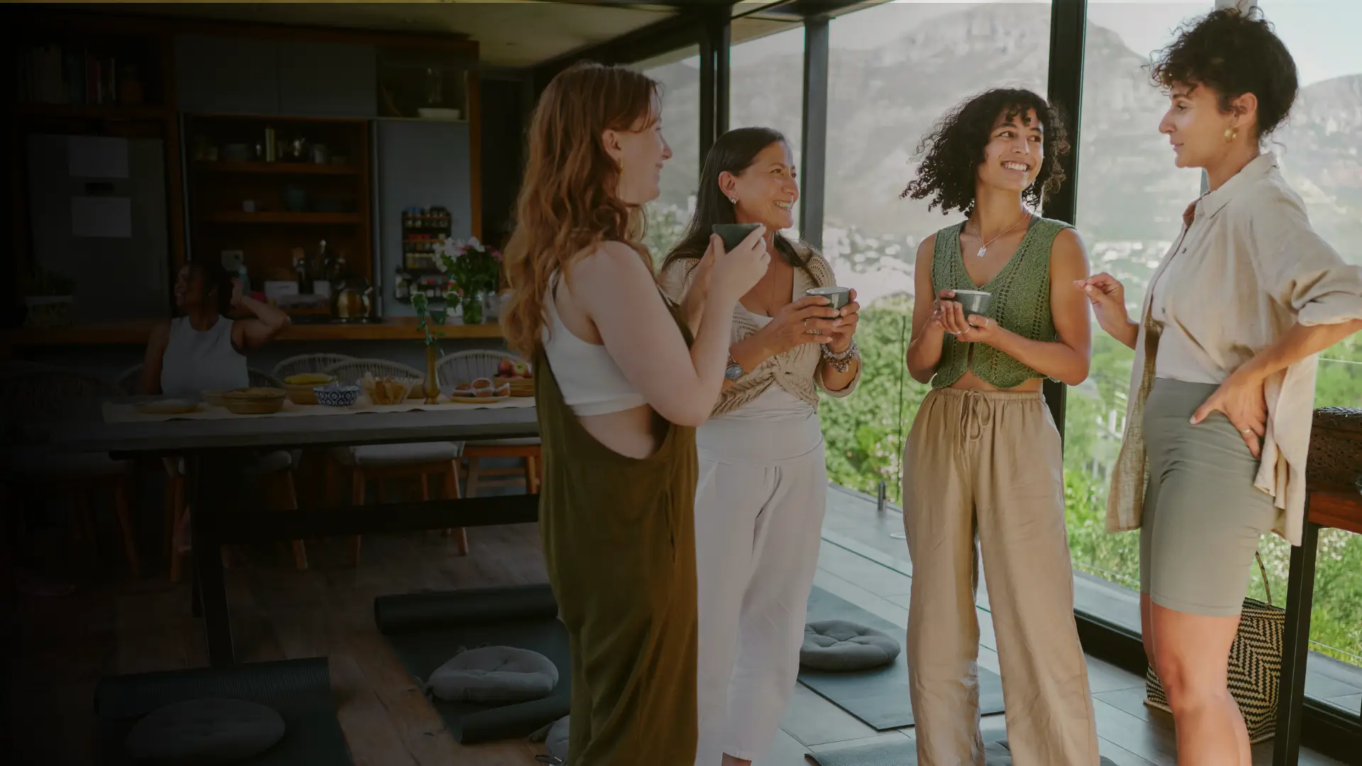 Luźna gadka przy herbatkach – Cykl mini warsztatów w kobiecym kręgu